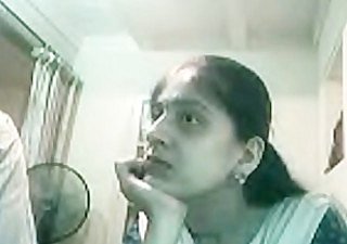 Lucknow Paki Girl sucks 4 inch Indian Muslim Paki Gumshoe in excess of Webcam