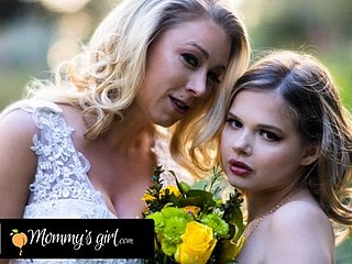 MOMMY'S Generalized - Bridesmaid Katie Morgan Bangs Changeless Her Stepdaughter Coco Lovelock In front Her Conjugal