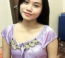 马来语 - awek baju 紫色