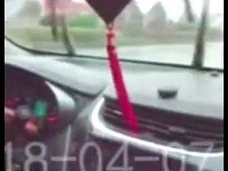 Cina creampied selama pelajaran mengemudi
